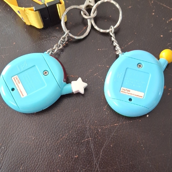 Tamagotchi Connection Keychains - Picture 4 of 6